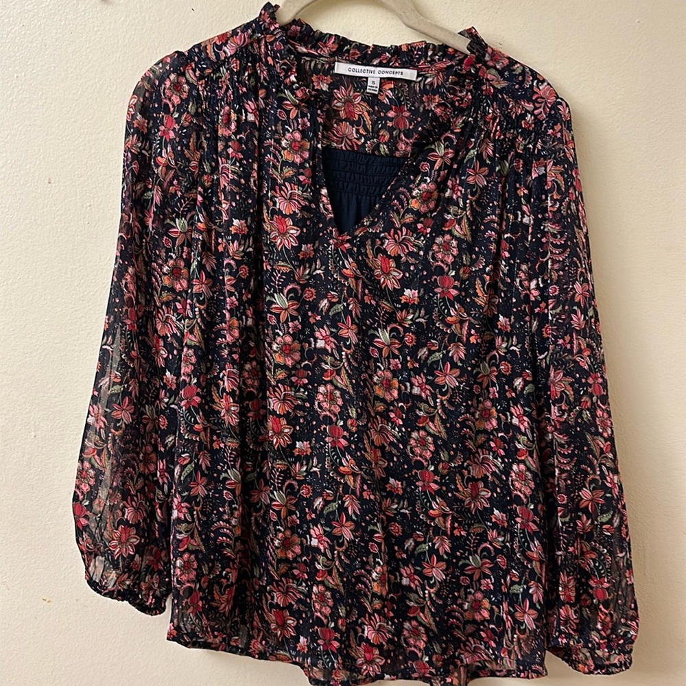 Collective Concept blouse, size small